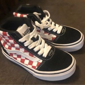 🚨BRAND NEW🚨 High Top Vans